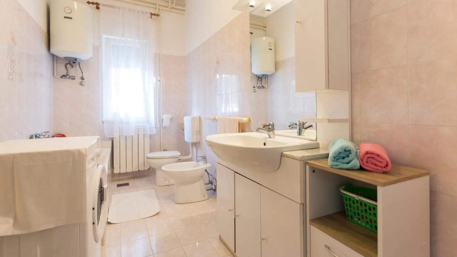 Apartment Spacious And Bright Apartment- Silvio 1 Banjole